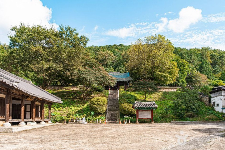 충경사(전주) 여행 추천 - 메고지고