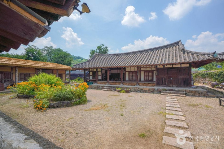 산청 남사리 이씨고가 여행 추천 - 메고지고