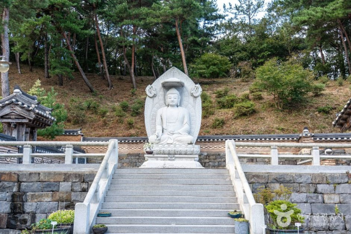 무진암(부여) 여행 추천 - 메고지고