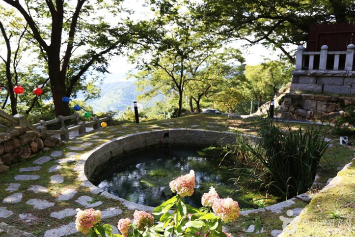 삼막사 여행 추천 - 메고지고