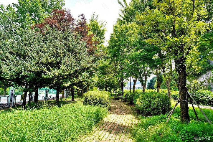 광남생활체육공원 여행 추천 - 메고지고