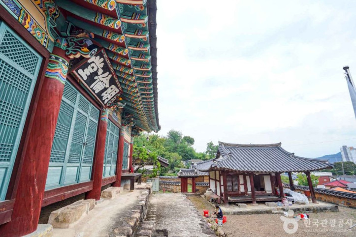 의령향교 여행 추천 - 메고지고