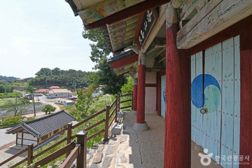 부산각서석 여행 추천 - 메고지고