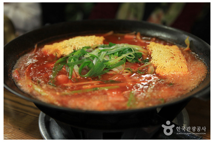 의정부 부대찌개거리 여행 추천 - 메고지고
