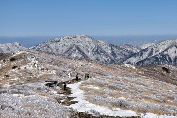 천황산 여행 추천 - 메고지고