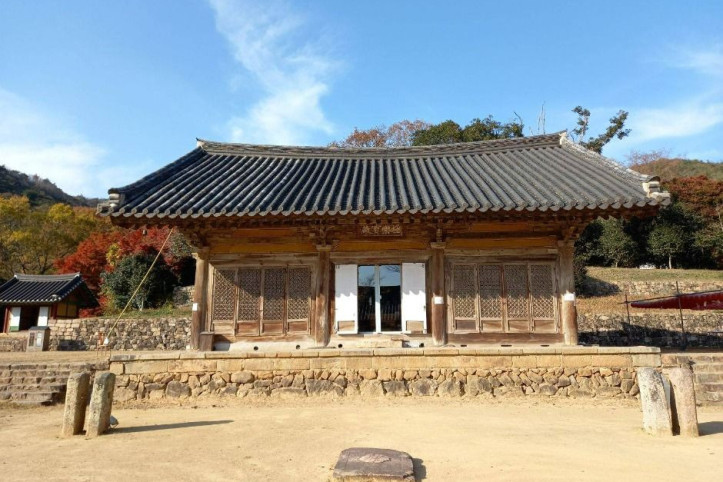무위사 여행 추천 - 메고지고