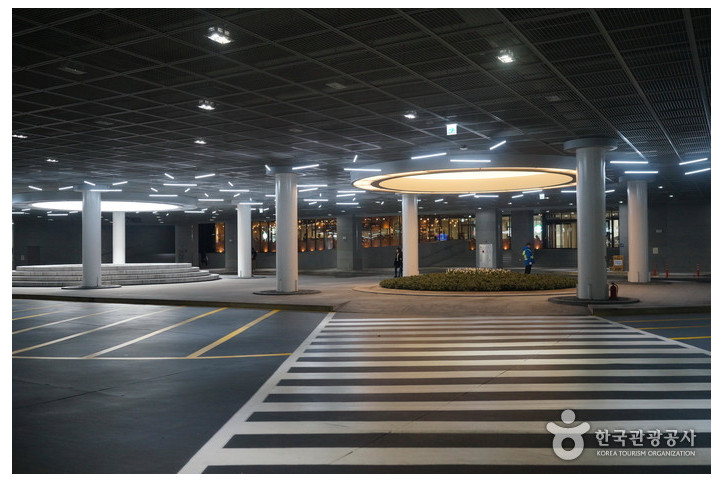 서울 연세대학교 스팀슨관 여행 추천 - 메고지고