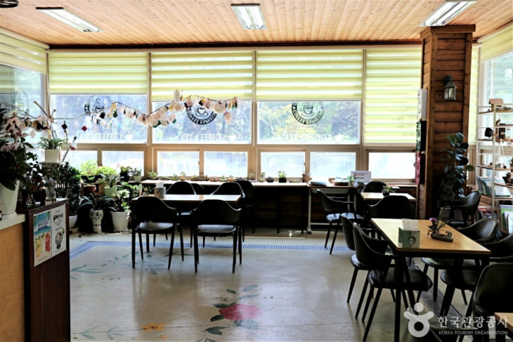 익산산림조합산림문화체험관 여행 추천 - 메고지고