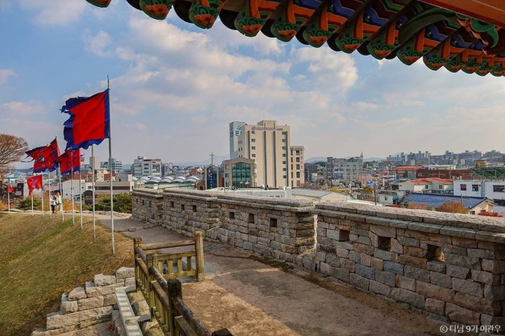 홍성 홍주읍성 여행 추천 - 메고지고