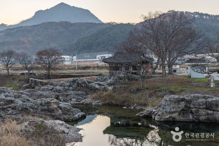 와룡암 여행 추천 - 메고지고