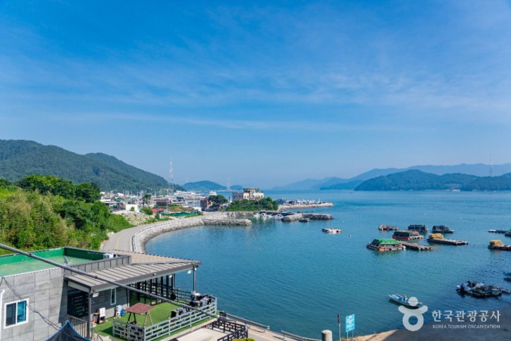 돌산도 여행 추천 - 메고지고