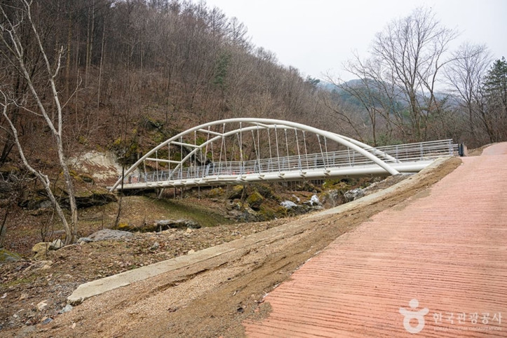 명지산군립공원 여행 추천 - 메고지고