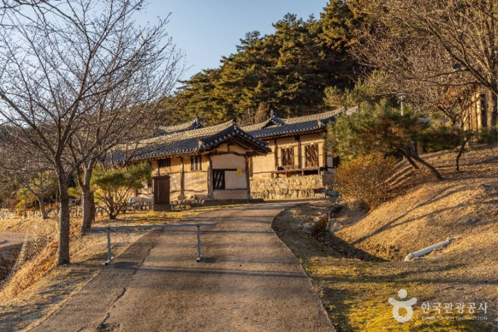 안동 진성이씨 종택 여행 추천 - 메고지고