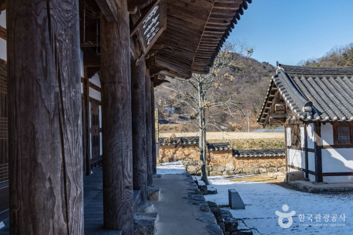 근암서원 여행 추천 - 메고지고
