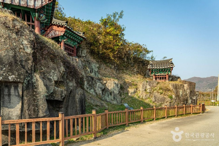 화순능주삼충각 여행 추천 - 메고지고