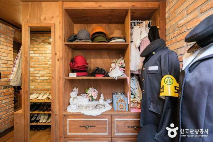 이팔청춘사진관 여행 추천 - 메고지고