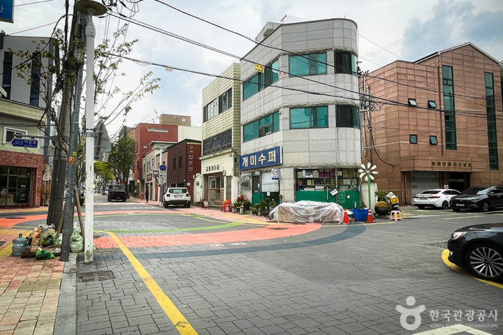 봉산문화거리 여행 추천 - 메고지고