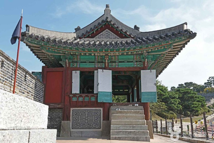 화홍문(華虹門) 여행 추천 - 메고지고