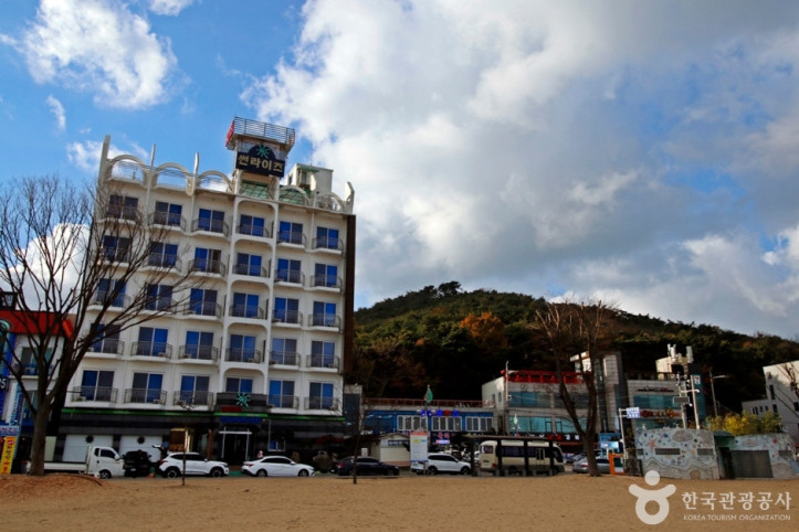왜목마을 해수욕장 여행 추천 - 메고지고
