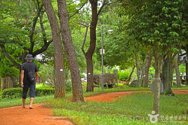 거북선공원 여행 추천 - 메고지고