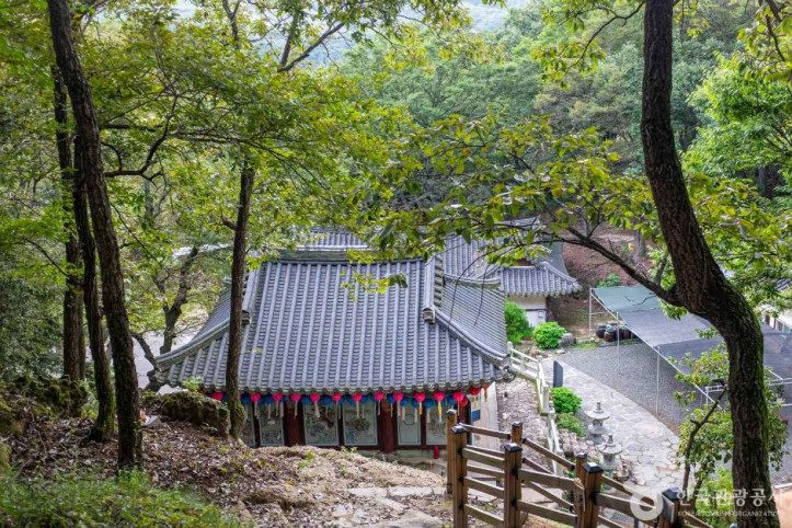 고석사(포항) 여행 추천 - 메고지고