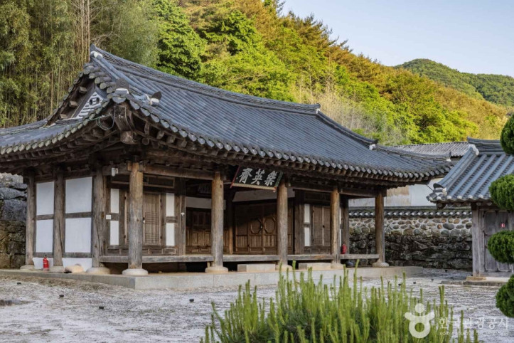 갈천서원 여행 추천 - 메고지고