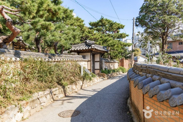 장욱진 고택 여행 추천 - 메고지고