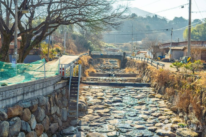 수철마을 여행 추천 - 메고지고