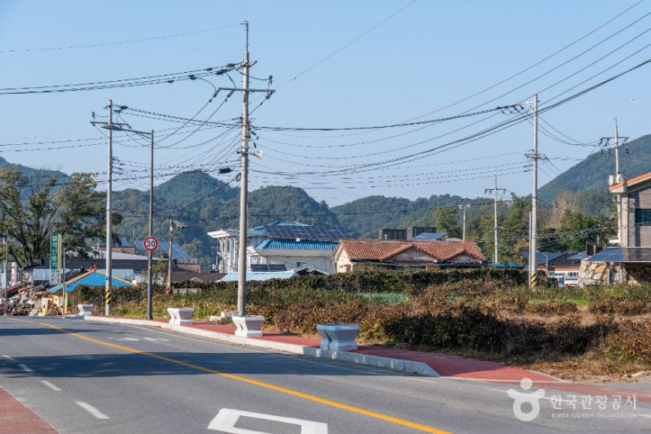 월악산 약초마을 여행 추천 - 메고지고