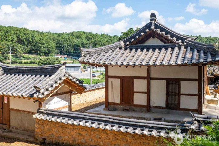 유암서원 여행 추천 - 메고지고