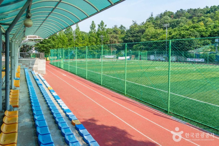 성주산생활체육공원 여행 추천 - 메고지고
