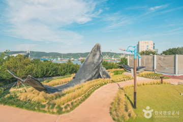장생포 고래문화마을 여행 추천 - 메고지고