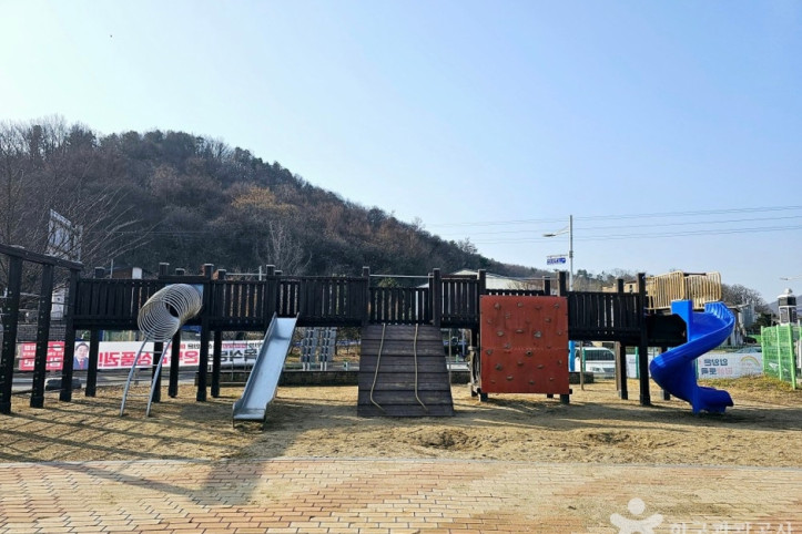 강하체육공원 여행 추천 - 메고지고