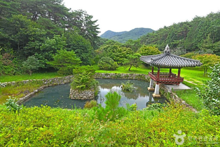 내산서원 여행 추천 - 메고지고