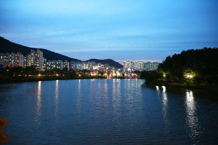 조례호수공원 여행 추천 - 메고지고