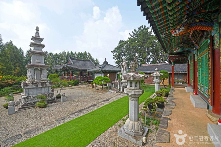 용봉사(김제) 여행 추천 - 메고지고