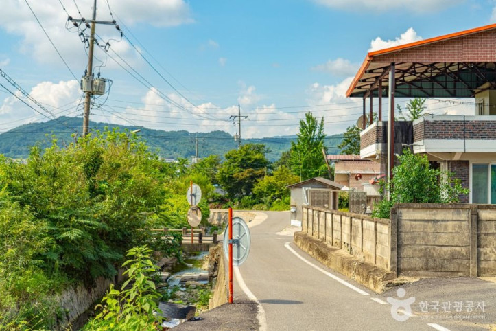 공주 원골마을 여행 추천 - 메고지고