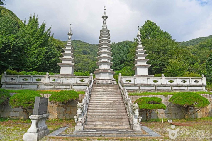 백운사(익산) 여행 추천 - 메고지고