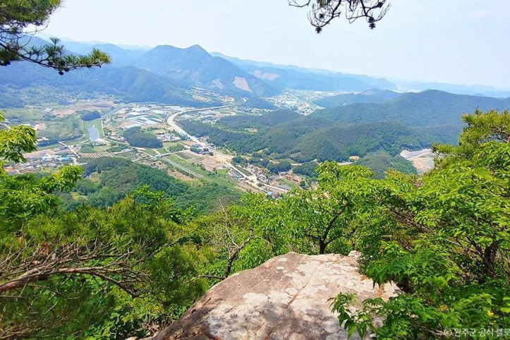 천등산(완주) 여행 추천 - 메고지고