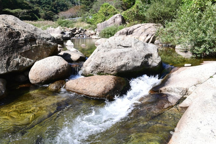 백운산 동곡계곡 여행 추천 - 메고지고