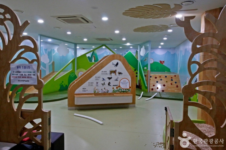 만인산푸른학습원 여행 추천 - 메고지고