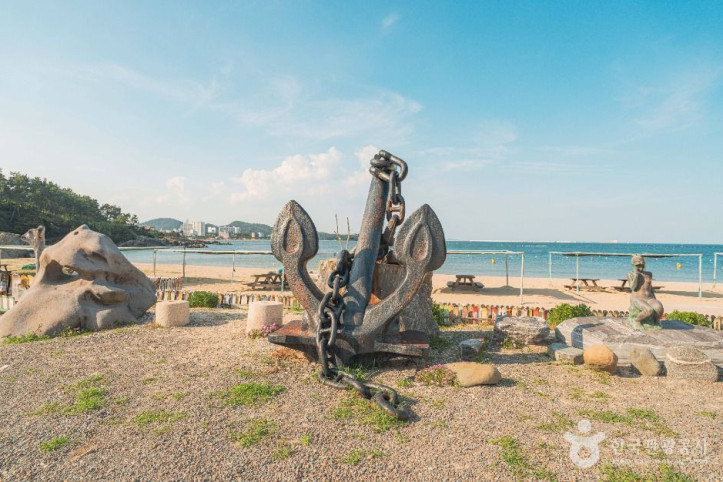 솔개해수욕장 여행 추천 - 메고지고