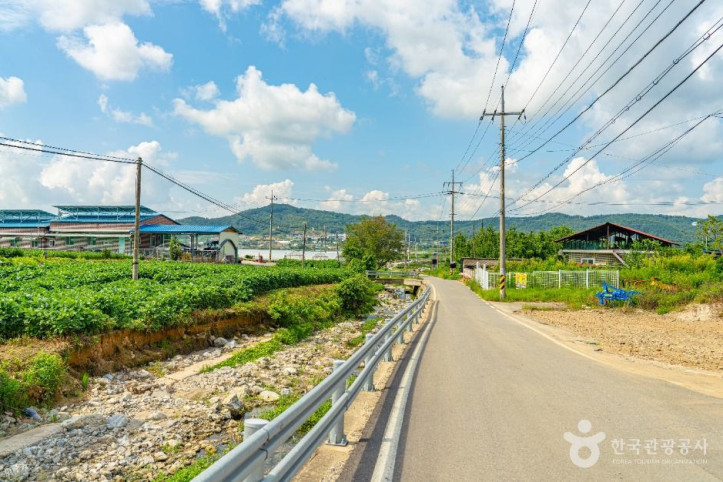 공주 원골마을 여행 추천 - 메고지고