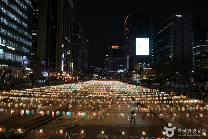 청계천 여행 추천 - 메고지고
