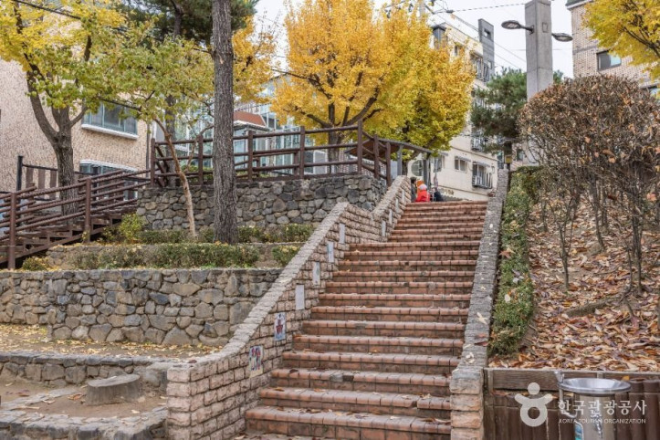 쌈지 어린이공원 여행 추천 - 메고지고
