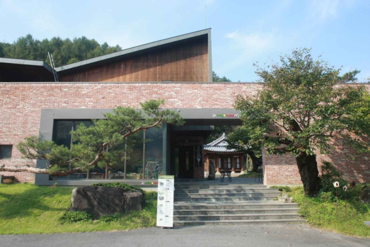 금산지구별그림책마을 여행 추천 - 메고지고