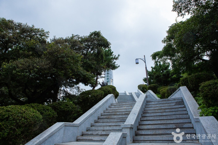 조천만세동산 여행 추천 - 메고지고