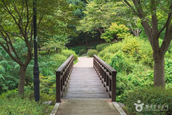 사기막골근린공원 여행 추천 - 메고지고
