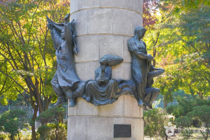 유관순동상 여행 추천 - 메고지고