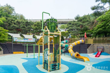 진달래동산 여행 추천 - 메고지고
